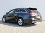 Kia Ceed Sportswagon 1.0 T-GDi DynamicPlusLine | Stoel- & stuurverwarming | Camera | Clima | Cruise | LED | Navi | Elek. achterklep | 16" LM |