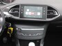 Peugeot 308 1.2 PureTech Allure | Panoramadak | 17” LM | Parkeersensor v+a | Navi | Cruise | Clima | Apple CarPlay/Android Auto |