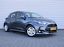 Mazda 2 Hybrid 1.5 Agile | Stuur-/stoelverwarming | Camera | 15" LM | Cruise adapt. | Airco |