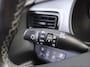Kia Stonic 1.0 T-GDi MHEV DynamicLine | Stoelverwarming | Camera | Parkeersensor v+a | Clima | Navi | Apple Carplay/Android Auto | 15" LM | Cruise |