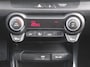 Kia Stonic 1.0 T-GDi MHEV DynamicLine | Stoelverwarming | Camera | Parkeersensor v+a | Clima | Navi | Apple Carplay/Android Auto | 15" LM | Cruise |