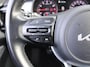 Kia Stonic 1.0 T-GDi MHEV DynamicLine | Stoelverwarming | Camera | Parkeersensor v+a | Clima | Navi | Apple Carplay/Android Auto | 15" LM | Cruise |
