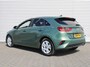 Kia Ceed 1.0 T-GDi DynamicPlusLine | Stuur-/stoelverwarming | Camera | Draadloos laden | LED | Dodehoek detectie | 16" LM |