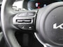 Kia Stonic 1.0 T-GDi MHEV DynamicPlusLine | Stuur-/stoelverwarming | Camera | Clima | Cruise | 16" LM | Navi | LED | Keyless |