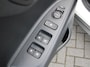 Kia Stonic 1.0 T-GDi MHEV DynamicPlusLine | Stuur-/stoelverwarming | Camera | Clima | Cruise | 16" LM | Navi | LED | Keyless |