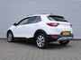 Kia Stonic 1.0 T-GDi MHEV DynamicPlusLine | Stuur-/stoelverwarming | Camera | Clima | Cruise | 16" LM | Navi | LED | Keyless |