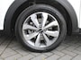 Kia Stonic 1.0 T-GDi MHEV DynamicPlusLine | Stuur-/stoelverwarming | Camera | Clima | Cruise | 16" LM | Navi | LED | Keyless |