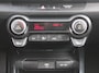 Kia Stonic 1.0 T-GDi MHEV DynamicPlusLine | Stuur-/stoelverwarming | Camera | Clima | Cruise | 16" LM | Navi | LED | Keyless |