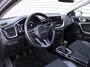 Kia Ceed 1.0 T-GDi DynamicPlusLine | Stuur-/stoelverwarming | Camera | Draadloos laden | LED | Dodehoek detectie | 16" LM |