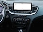 Kia Ceed 1.0 T-GDi DynamicPlusLine | Stuur-/stoelverwarming | Camera | Draadloos laden | LED | Dodehoek detectie | 16" LM |