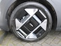 Kia EV3 Plus Advanced 81.4 kWh | Stuur/stoelverwarming | Schuifdak | Camera | Elek. stoelverstelling | 19" LM | Dodehoek detectie | Clima | LED |