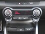 Kia Stonic 1.0 T-GDi MHEV GT-Line | Trekhaak | Stuur-/stoelverwarming | Camera | Clima | Cruise | 17" LM | Navi | Apple Carplay/Android Auto |
