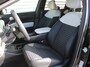 Kia EV4 Fastback GT-PlusLine 81.4 kWh | Schuifdak | Stuur-/stoelverwarming + ventilatie | Camera rondom | Elek. stoelverstelling | Leer | HUD | LED | 19" LM |