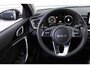 Kia Xceed 1.0 T-GDi DynamicPlusLine | Stuur-/stoelverwarming | Camera | Dodehoek detectie | Elektr. achterklep | 18" LM | Clima | Navi |