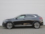 Kia Xceed 1.0 T-GDi DynamicPlusLine | Stuur-/stoelverwarming | Camera | Dodehoek detectie | Elektr. achterklep | 18" LM | Clima | Navi |