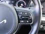Kia Niro EV e-Niro DynamicPlusLine 64 kWh | Schuif-/kantel dak | Cruise adapt.| Navi | 17" LM | Stuur-/stoelverwarming | Camera | Clima |