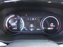 Kia Niro EV e-Niro DynamicPlusLine 64 kWh | Schuif-/kantel dak | Cruise adapt.| Navi | 17" LM | Stuur-/stoelverwarming | Camera | Clima |