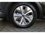 Kia Niro EV e-Niro DynamicPlusLine 64 kWh | Warmtepomp | Schuif/kantel dak | 17" LM | Airco | Cruise | Navi | Camera |