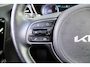 Kia Niro EV e-Niro DynamicPlusLine 64 kWh | Warmtepomp | Schuif/kantel dak | 17" LM | Airco | Cruise | Navi | Camera |