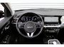 Kia Niro EV e-Niro DynamicPlusLine 64 kWh | Warmtepomp | Schuif/kantel dak | 17" LM | Airco | Cruise | Navi | Camera |