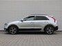 Kia Niro Hybrid 1.6 GDi DynamicPlusLine | Schuif-/kanteldak | Stuur-/stoelverwarming | Cruise adapt. | Camera | Clima | 16" LM |