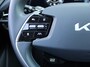 Kia Niro EV Light Edition 64.8 kWh | Camera | Cruise adapt. | Clima | 17" LM | Navi | Keyless | All season banden | 17% bijtelling |