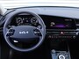 Kia Niro EV Light Edition 64.8 kWh | Camera | Cruise adapt. | Clima | 17" LM | Navi | Keyless | All season banden | 17% bijtelling |