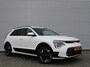 Kia Niro EV Edition Advanced 64.8 kWh | Stuur-/stoelverwarming | Elektr. stoelverstelling | Camera | Cruise adapt. | 17"LM | Clima | 17% bijtelling |