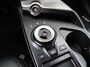 Kia EV6 Light Edition 63 kWh | Stuur-/stoelverwarming | Camera | 19" LM | LED | Cruise adapt. | Clima | Draadloze telefoonlader | 17% bijtelling |