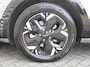 Kia Niro EV Edition Advanced 64.8 kWh | Stuur-/stoelverwarming | Elektr. stoelverstelling | Camera | Cruise adapt. | 17"LM | Clima | 17% bijtelling |