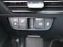 Kia EV6 Light Edition 63 kWh | Stuur-/stoelverwarming | Camera | 19" LM | LED | Adap. Cruise | Clima | Draadloze telefoonlader | 17% bijtelling |