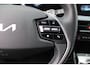 Kia EV6 Air 58 kWh | Trekhaak | 20" LM | Stuur-/stoelverwarming | Camera | Navi | Cruise adapt. | Dodehoek detectie |
