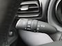 Mazda 2 Hybrid 1.5 Select | 16" LM | Stoel- & stuurverwarming | HUD | Camera | Dodehoek sensor | Clima | Apple Carplay/Android Auto |