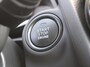 Mazda 2 1.5 e-SkyActiv-G 90PK 6MT Exclusive-Line | Private lease v.a. € 429 p/m | Camera | Dodehoek detectie | Clima | LED | Stoel- / Stuurverwarming |