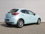 Mazda 2 1.5 e-SkyActiv-G 90PK 6MT Exclusive-Line | Private lease v.a. € 429 p/m | Camera | Dodehoek detectie | Clima | LED | Stoel- / Stuurverwarming |