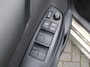 Mazda 2 Hybrid 1.5 Agile | Comfort pakket | Trekhaak | CarPlay | Camera | Stuur-/stoelverwarming | Cruise adapt. | 15" LM |