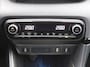 Mazda 2 Hybrid 1.5 Select | 16" LM | Stoel- & stuurverwarming | HUD | Camera | Dodehoek sensor |