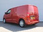 Peugeot Expert 227S 2.0 BlueHDI 180 Premium Pack | Trekhaak | Navi | Camera | Dodehoek detectie | Automaat | PDC | Airco | Cruise | Betimmerd | Betonplex vloer |