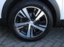 Peugeot 3008 1.2 PureTech GT | Trekhaak | Stoelverwarming | Cruise adapt. | Camera | Dodehoek detectie | 18" LM | Navi | Clima |