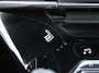 Peugeot 208 1.2 PureTech GT Pack | Stoelverwarming | Pano dak | Camera | Cruise adapt. | Dodehoek detectie | 17" LM | Navi | Clima | Leer/alcantara sportstoelen |
