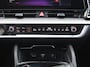 Kia Sportage 1.6 T-GDi Hybrid Dark Edition | Stuur-/stoelverwarming v+a | Camera | Elek. stoelverstelling | 18" LM | Cruise adapt. | Navi | Clima | Half leer/suède |