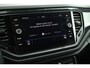 Volkswagen T-Roc 1.5 TSI 150pk DSG Sport Trekhaak Virtual cockpit Keyless Camera Stoelverwarming Navigatie
