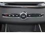 Volvo XC90 T8 AWD Ultra Black Ed. Executive - Luchtvering - Panorama/schuifdak - IntelliSafe Assist & Surround - 360º Camera - Bowers & Wilkins audio - Adaptieve LED koplampen - Verwarmde voorstoelen, stuur & achterbank - Parkeersensoren voor & achter - Elektr. bedienb. voorstoelen met geheugen - Geventileerde voorstoelen - Head up display - Draadloze tel. lader - Extra getint glas - Inklapbare trekhaak - 22' LMV