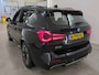 BMW iX3 80 kWh 286pk Executive | SOH 98% | Trekhaak | Panoramadak | Facelift | Sensatec Zwart | M Sport | Camera | CarPlay | 19"