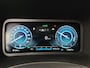 Hyundai Kona Electric 64 kWh 204pk EV Fashion | SOH 100% | Facelift | Warmtepomp | HUD | CarPlay | PDC | Camera | ACC | Navi | 17" velgen