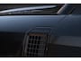 Land Rover Defender Hard Top 3.0 D250 110 MHEV X-Dynamic S / 22 Inch / Laag Schot / Trekhaak / Meridan / Adaptieve Cruise Control