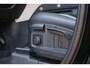 Land Rover Defender Hard Top 3.0 D250 110 MHEV X-Dynamic S / 22 Inch / Laag Schot / Trekhaak / Meridan / Adaptieve Cruise Control