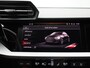Audi A3 Sportback 40 TFSI e Business edition | Automaat | Stoelverwarming | Navigatie | Afgevlakt Sportstuur | Virtual cockpit | Climate Control | LED | Bluetooth | Parkeersensoren | Cruise Control | Lichtmetalen Velgen | DAB |