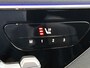 Mercedes-Benz GLC 300e 4MATIC Business Solution AMG | Advanced plus pakket | Nightpakket | Middenconsole metaalstructuur | Trekhaak | 19” vijfspaaks lichtmetalen AMG-velgen | URBAN GUARD Plus | Warmtewerend, donkergetint glas |