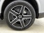 Mercedes-Benz GLC 300e 4MATIC Business Solution AMG | Advanced plus pakket | Nightpakket | Middenconsole metaalstructuur | Trekhaak | 19” vijfspaaks lichtmetalen AMG-velgen | URBAN GUARD Plus | Warmtewerend, donkergetint glas |